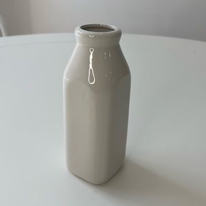 Milk jug vase